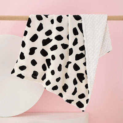 Mantes Minky Dots per a nounats